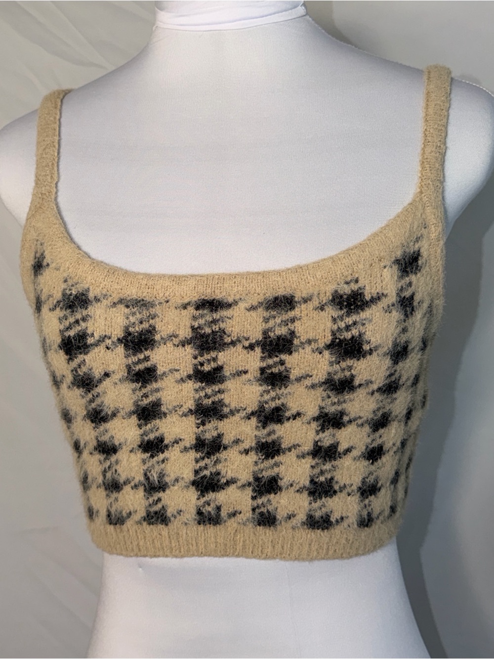 NA-KD Checked Cropped Knitted Top